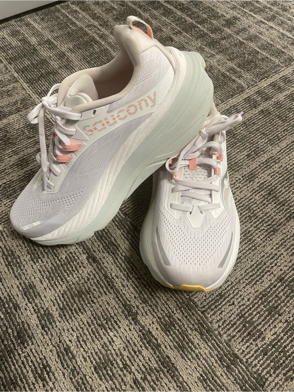 Hurricane 24 Women’s Running Shoes
